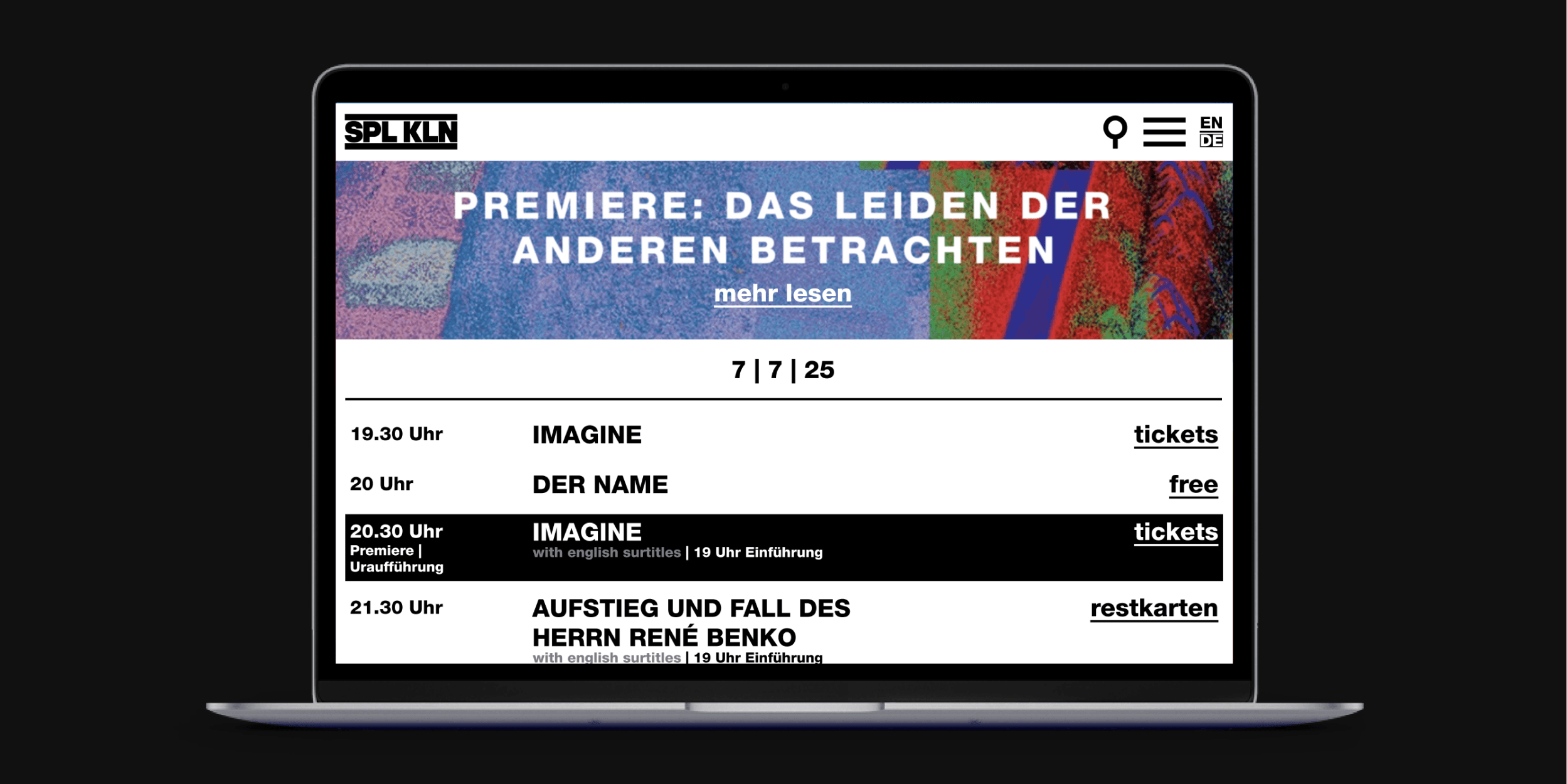 Laptop mit der Website des Schauspiel Köln. Zu sehen ist der Spielplan für den 7. Juli 2025 mit verschiedenen Theateraufführungen und Ticketinformationen.
